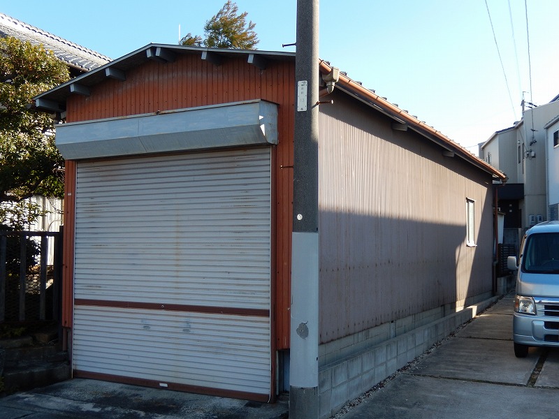 北名古屋市 オーナー様自宅車庫 外壁塗装 屋根塗装 防水工事は名古屋のツジ建装 北名古屋市 オーナー様自宅車庫 外壁塗装 屋根塗装 防水工事は名古屋のツジ建装