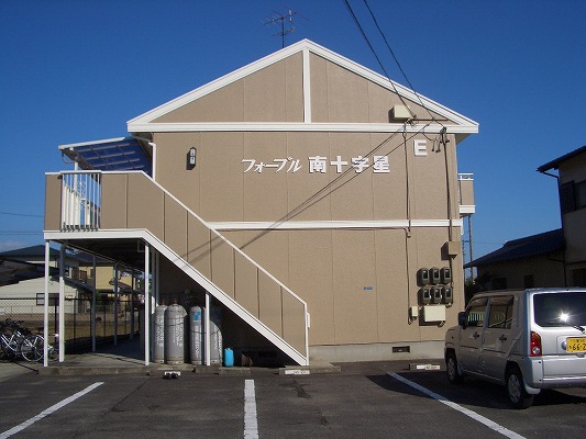 鈴鹿市　Ｆアパート