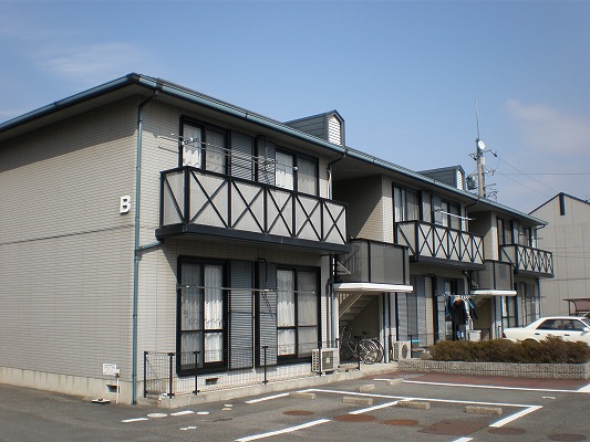 菰野町　Ｉアパート