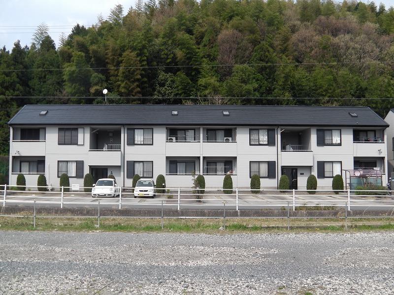 三重県四日市市　ＭアパートＡ・Ｂ