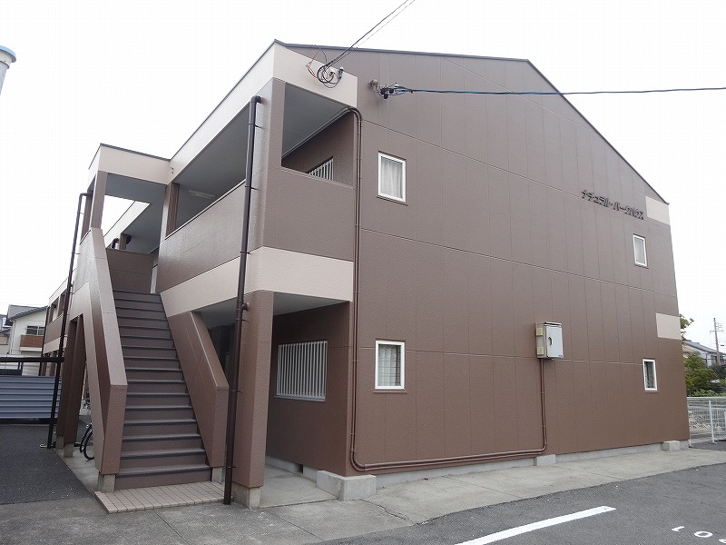 弥富市　Ｎアパート