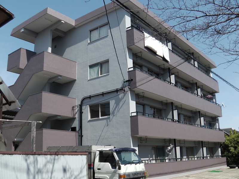 清須市　Ａ第一マンション