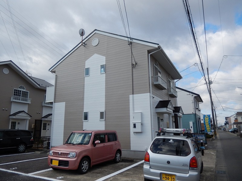 一宮市　ＤアパートＡＢ