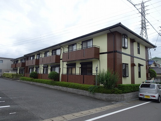 岐阜県各務原市　ＳアパートＡＢ