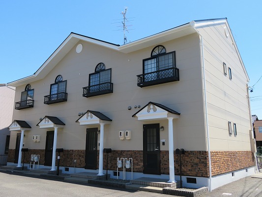 岐阜県各務原市　ＲアパートＤ